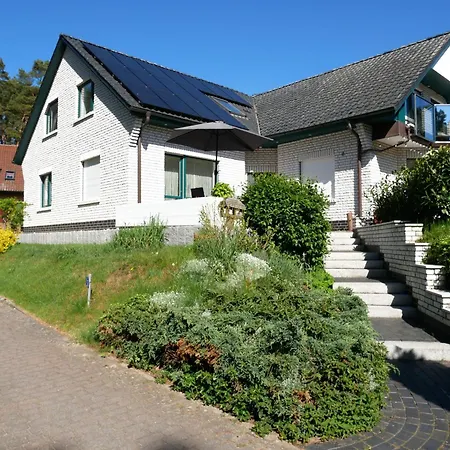 Apartment Plötz- Mit Sonnenterrasse Und E- Auto Ladestation